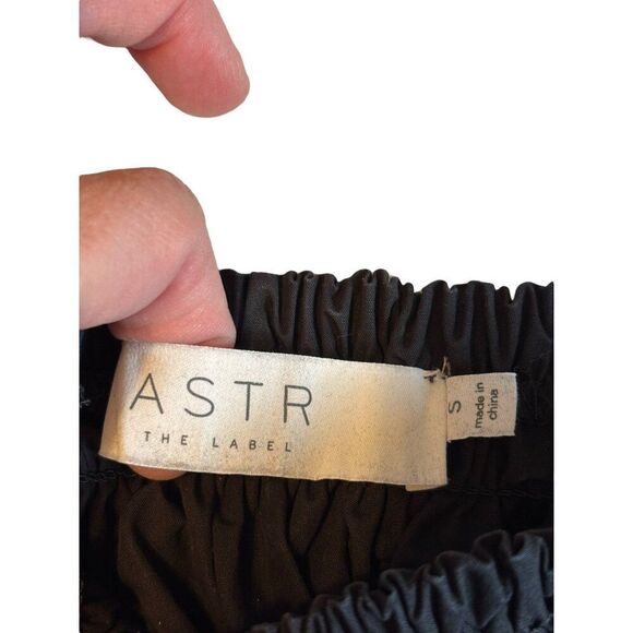 ASTR The Label Womens Black Puff Sleeve Smocked Crop Top Size S Cotton/Polyester - Picture 5 of 9